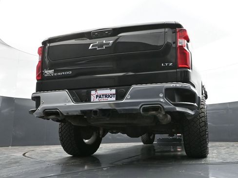 Used 2023 Chevrolet Silverado 1500 LTZ w/ LTZ Premium Package AWD/4WD image 49