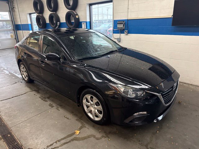 Used 2015 MAZDA MAZDA3 i Sport FWD image 2