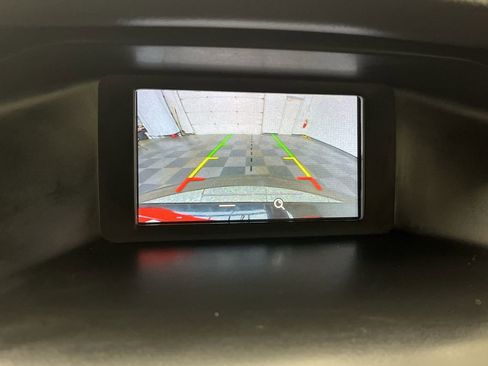 Used 2018 Ford Focus SE image 5