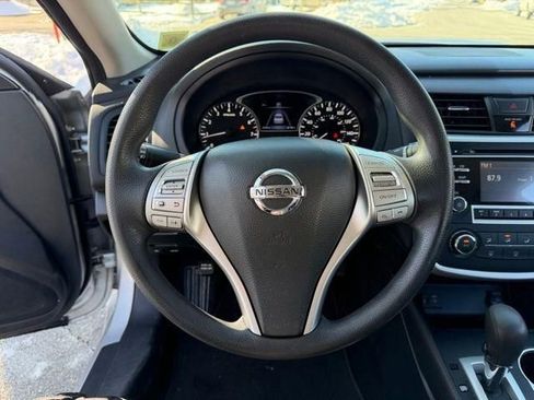 Used 2016 Nissan Altima 2.5 S w/ Power Driver Seat Package image 25