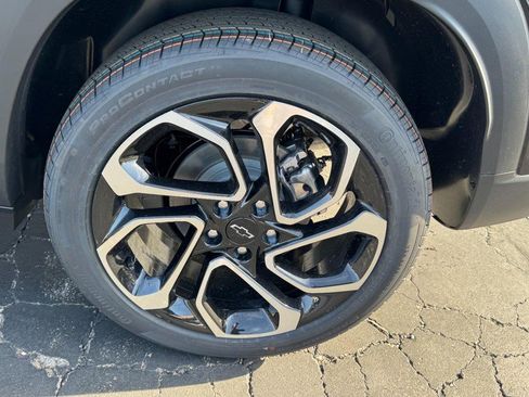 New 2026 Chevrolet Trax RS FWD image 6