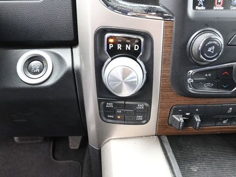 Used 2015 RAM 1500 Laramie w/ Convenience Group image 25