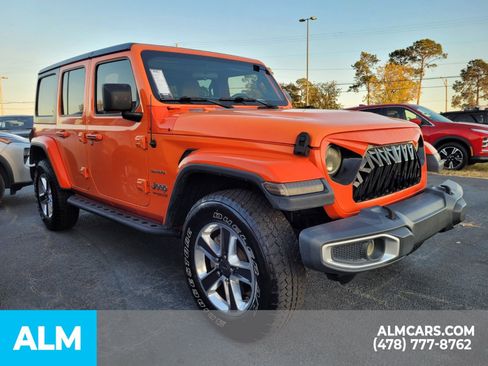 Used 2018 Jeep Wrangler Unlimited Sahara image 15
