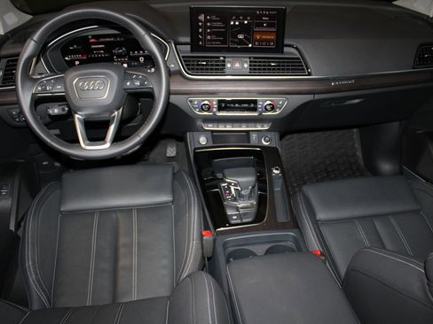 Certified 2025 Audi Q5 2.0T Premium Plus w/ Premium Plus Package image 20