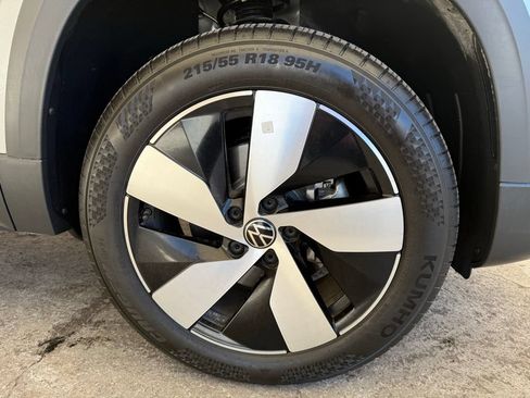 Used 2024 Volkswagen Taos S AWD/4WD image 12