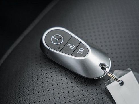 New 2026 Mercedes-Benz GLC 300 4MATIC image 38