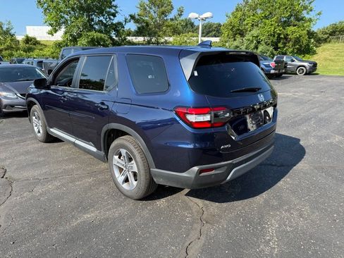 Certified 2025 Honda Pilot EX-L image 2