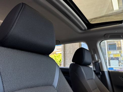 Certified 2025 Honda CR-V EX image 17