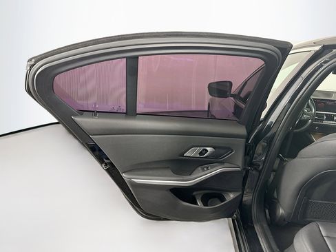Used 2019 BMW 330i Sedan w/ Premium Package image 25