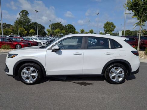 Used 2025 Honda HR-V LX image 6