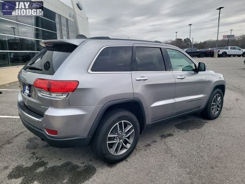 Used 2019 Jeep Grand Cherokee Limited image 3