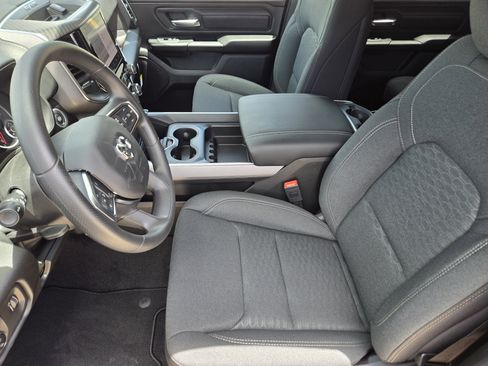 New 2026 RAM 1500 Express AWD/4WD image 11