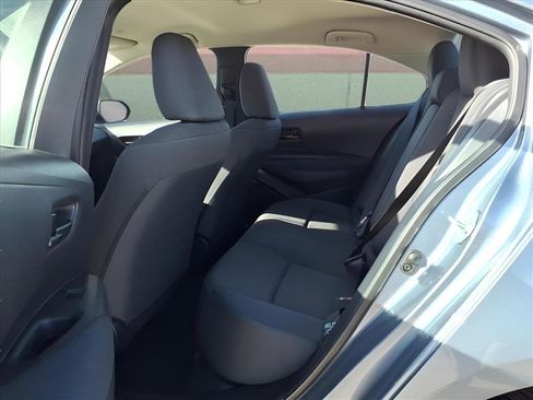 Used 2023 Toyota Corolla LE image 10