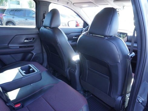 Certified 2025 Nissan Kicks SR FWD image 10