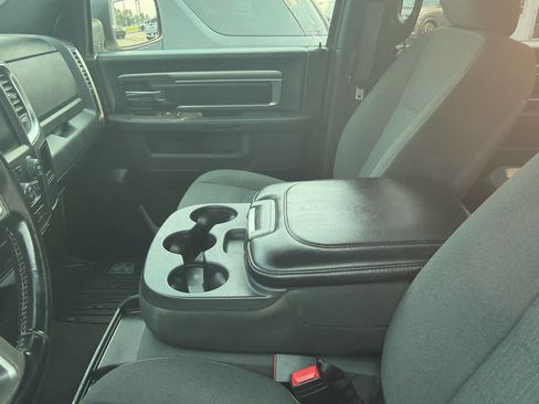Used 2021 RAM 1500 Warlock AWD/4WD image 3