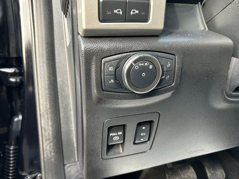 Certified 2020 Ford F150 Lariat w/ Equipment Group 502A Luxury image 21