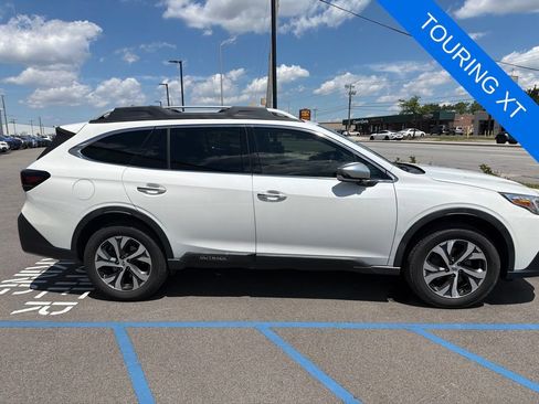 Used 2020 Subaru Outback Touring XT AWD/4WD image 2