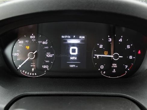 Used 2026 RAM ProMaster 2500 w/ Convenience Group FWD image 13