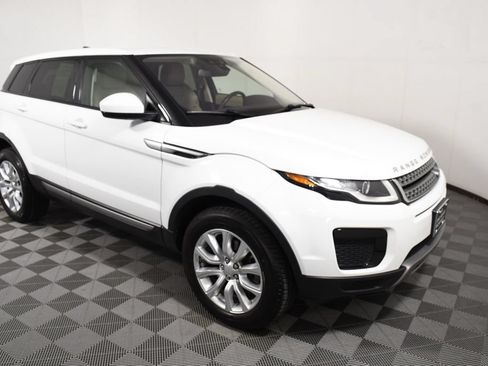 Used 2018 Land Rover Range Rover Evoque SE AWD/4WD image 8