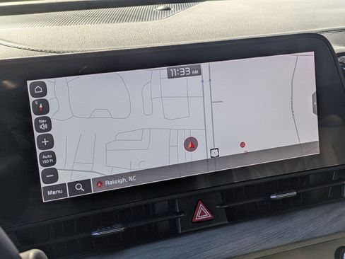 Used 2025 Kia Sportage X-Line image 12