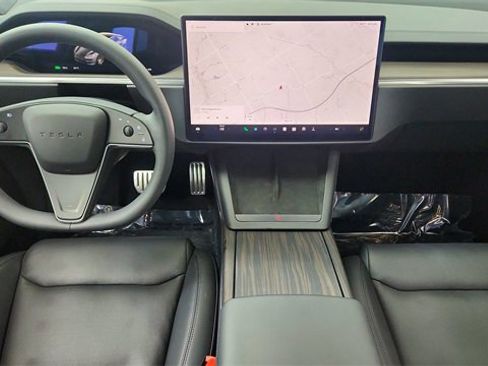 Used 2025 Tesla Model S image 35