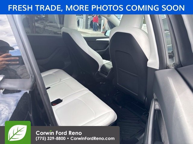 Used 2024 Tesla Model Y Long Range AWD/4WD image 12