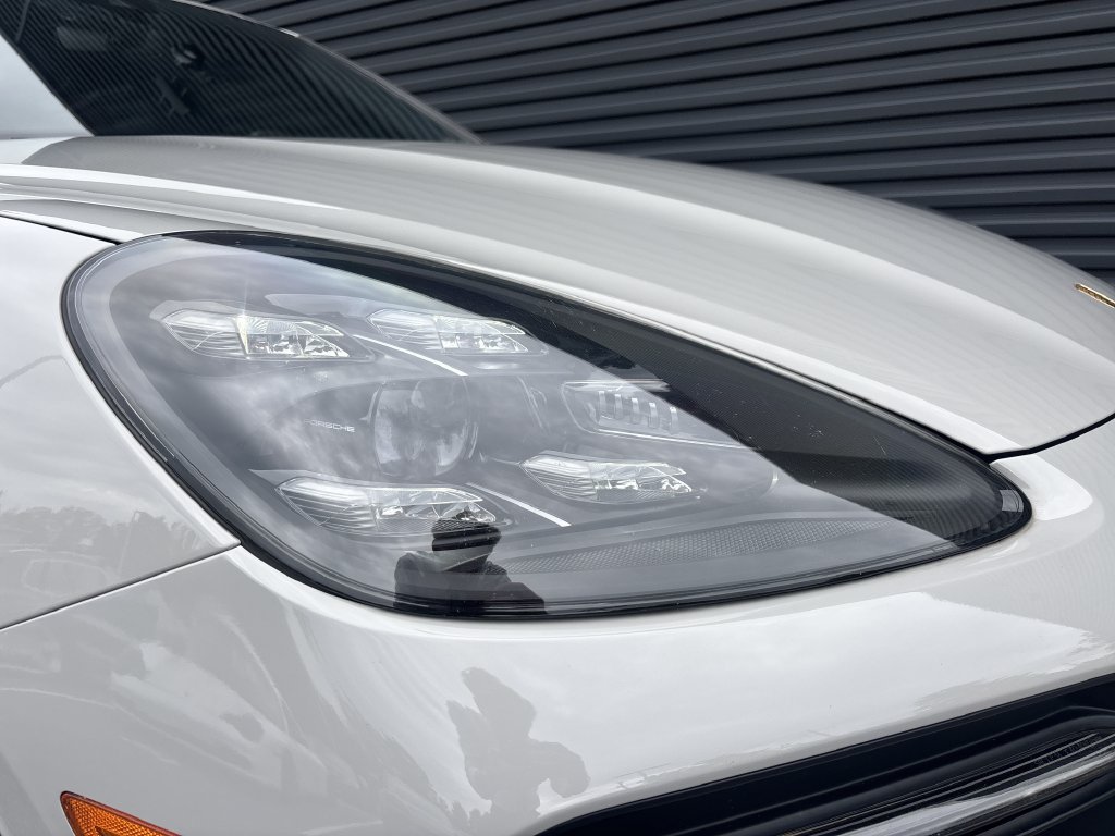 Used 2021 Porsche Cayenne GTS AWD/4WD image 10