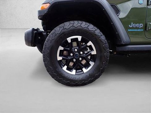 Used 2024 Jeep Wrangler Unlimited Rubicon 4xe w/ Safety Group AWD/4WD image 7