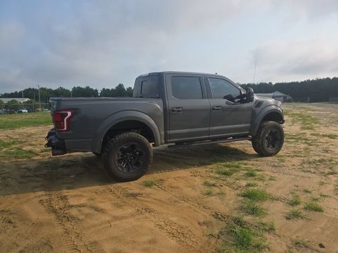 Used 2020 Ford F150 Raptor w/ Equipment Group 802A Luxury AWD/4WD image 9