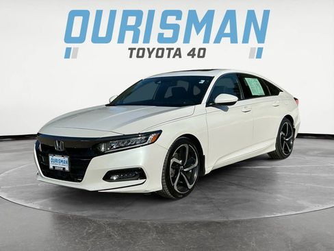 Used 2019 Honda Accord Sport image 3