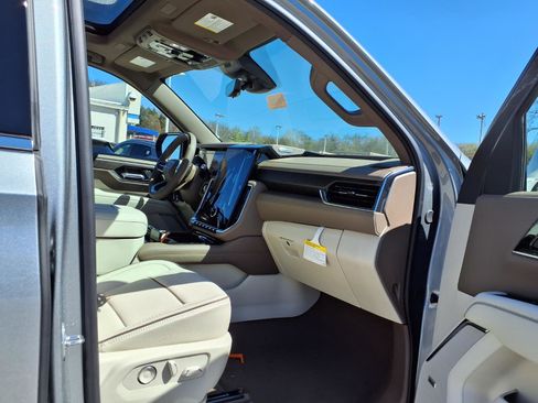 New 2026 GMC Yukon Denali w/ Denali Reserve Package image 22