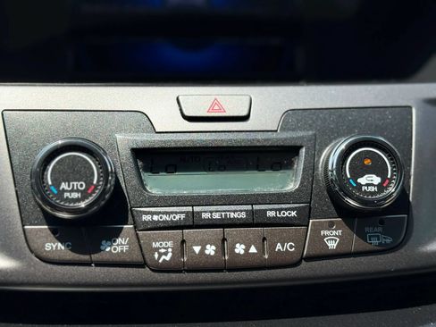 Used 2014 Honda Odyssey EX image 36