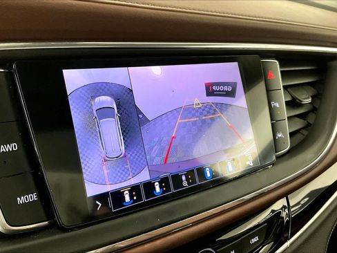 Used 2020 Buick Enclave Avenir w/ Avenir Technology Package AWD/4WD image 26