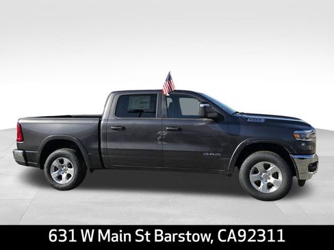 New 2025 RAM 1500 Big Horn AWD/4WD image 5