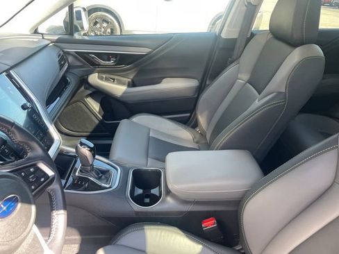 Used 2023 Subaru Outback Onyx Edition XT image 40