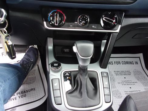 Used 2021 Kia Seltos S image 17