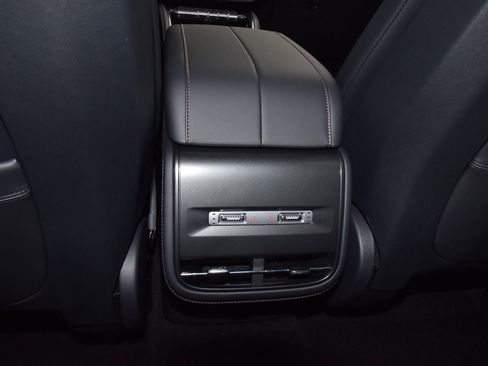 New 2026 Lincoln Nautilus Reserve w/ Jet Appearance Package AWD/4WD image 25