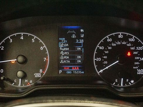 Used 2024 Toyota Corolla SE image 25