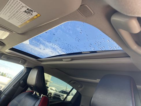 Certified 2025 Toyota Prius Plug-In Hybrid image 25