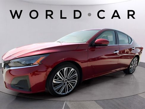 Used 2024 Nissan Altima 2.5 SL image 3