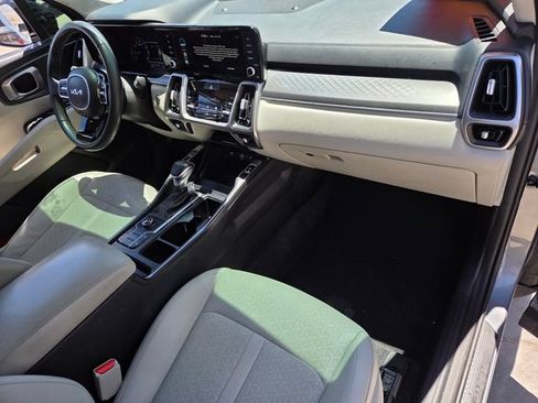 Used 2023 Kia Sorento S w/ Panoramic Sunroof Package FWD image 16
