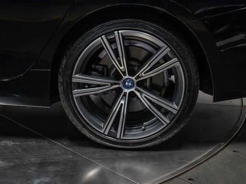 Used 2022 BMW 330e w/ Premium Package image 10