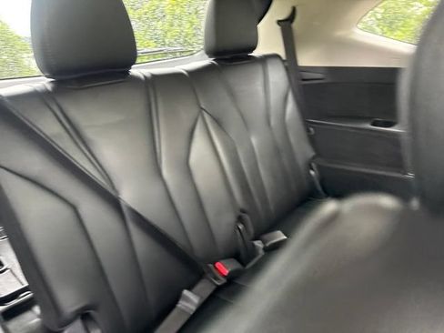 Used 2022 Acura MDX SH-AWD w/ Technology Package image 12