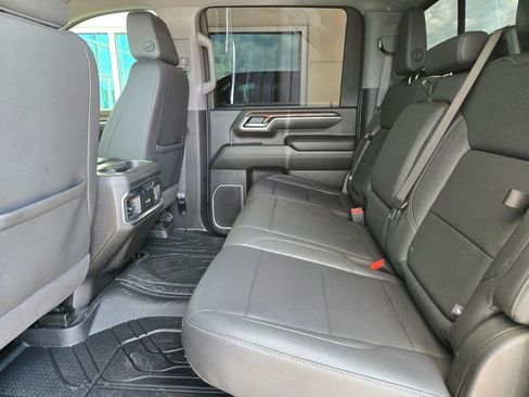 Used 2025 GMC Sierra 2500 SLT w/ Texas SLT Premium Package image 15