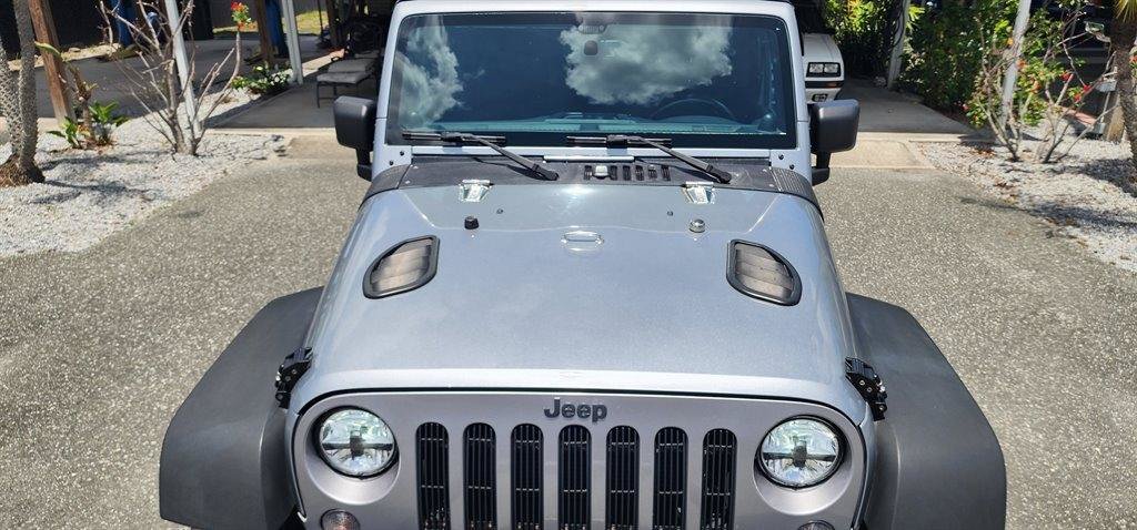 Used 2014 Jeep Wrangler Sport w/ Quick Order Package 24S AWD/4WD image 5