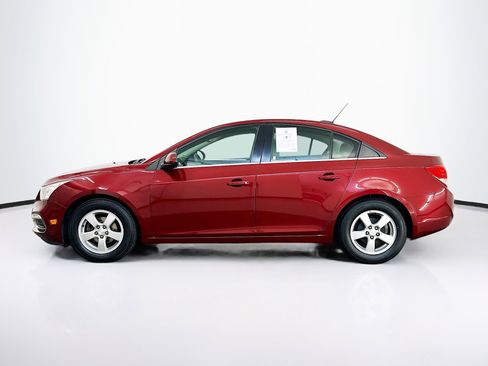 Used 2015 Chevrolet Cruze LT FWD image 4