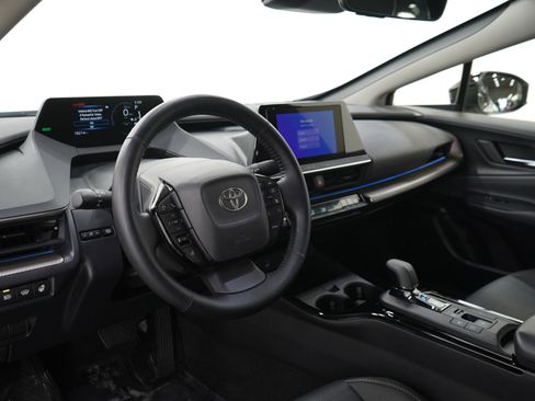 Used 2024 Toyota Prius XLE AWD/4WD image 24