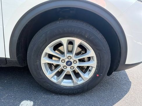 Certified 2020 Ford Escape SE AWD/4WD image 16