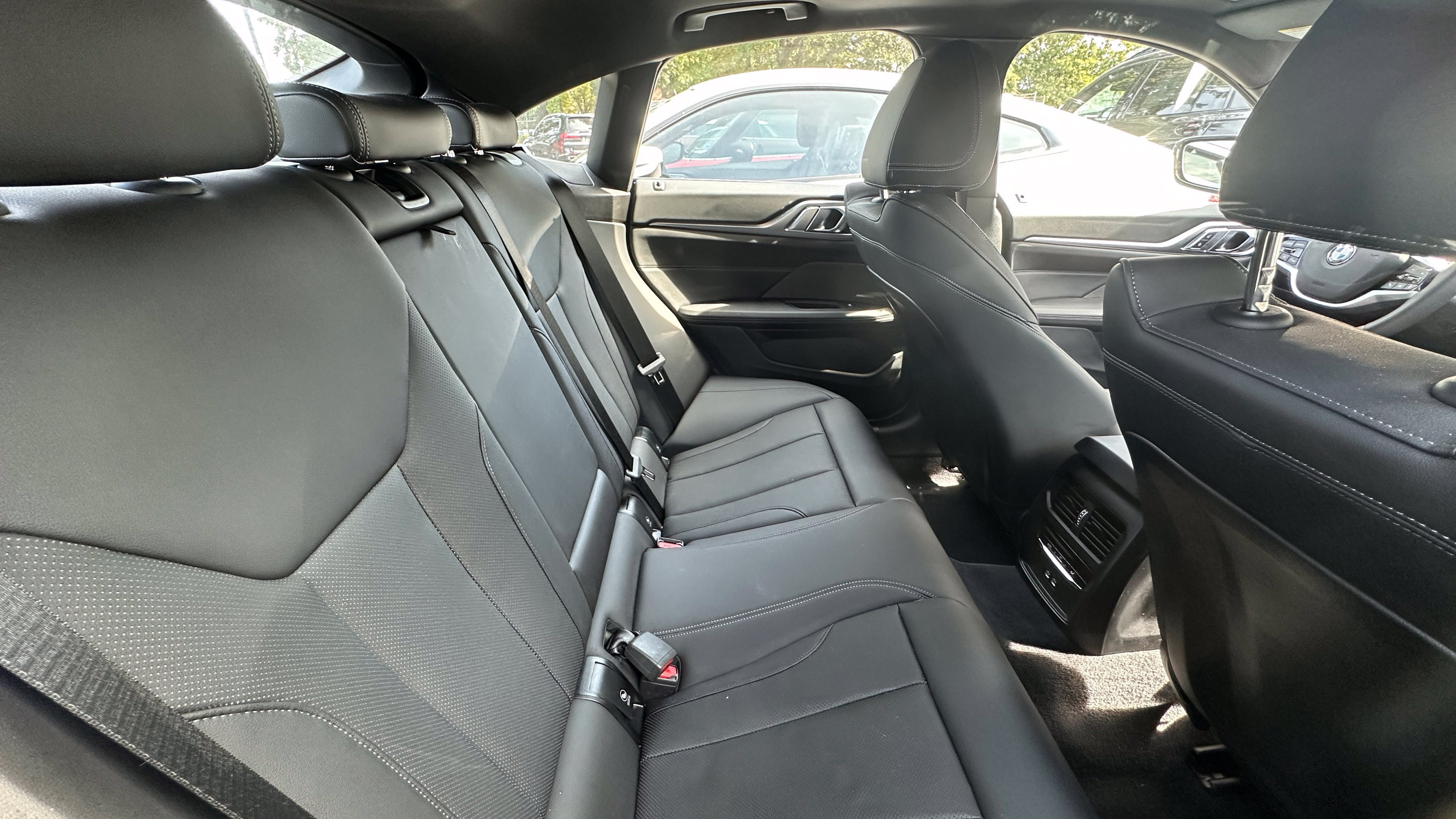 Used 2026 BMW 430i w/ Premium Package RWD image 6