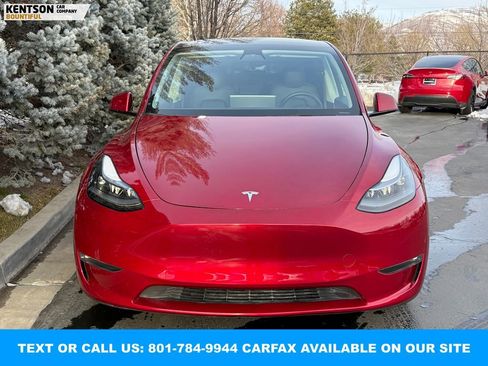 Used 2024 Tesla Model Y Performance image 2